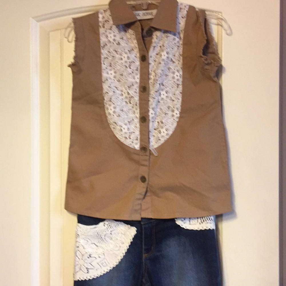 Girls Jak & Peppar  top and denim jeans